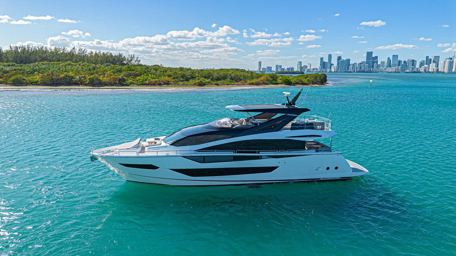 best yacht sales deals HIDEOUT 88