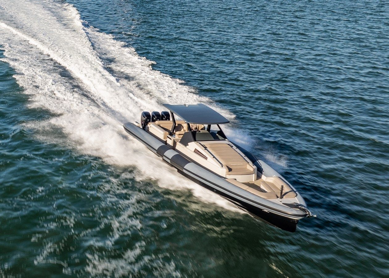 the best price on SEVEN 2019