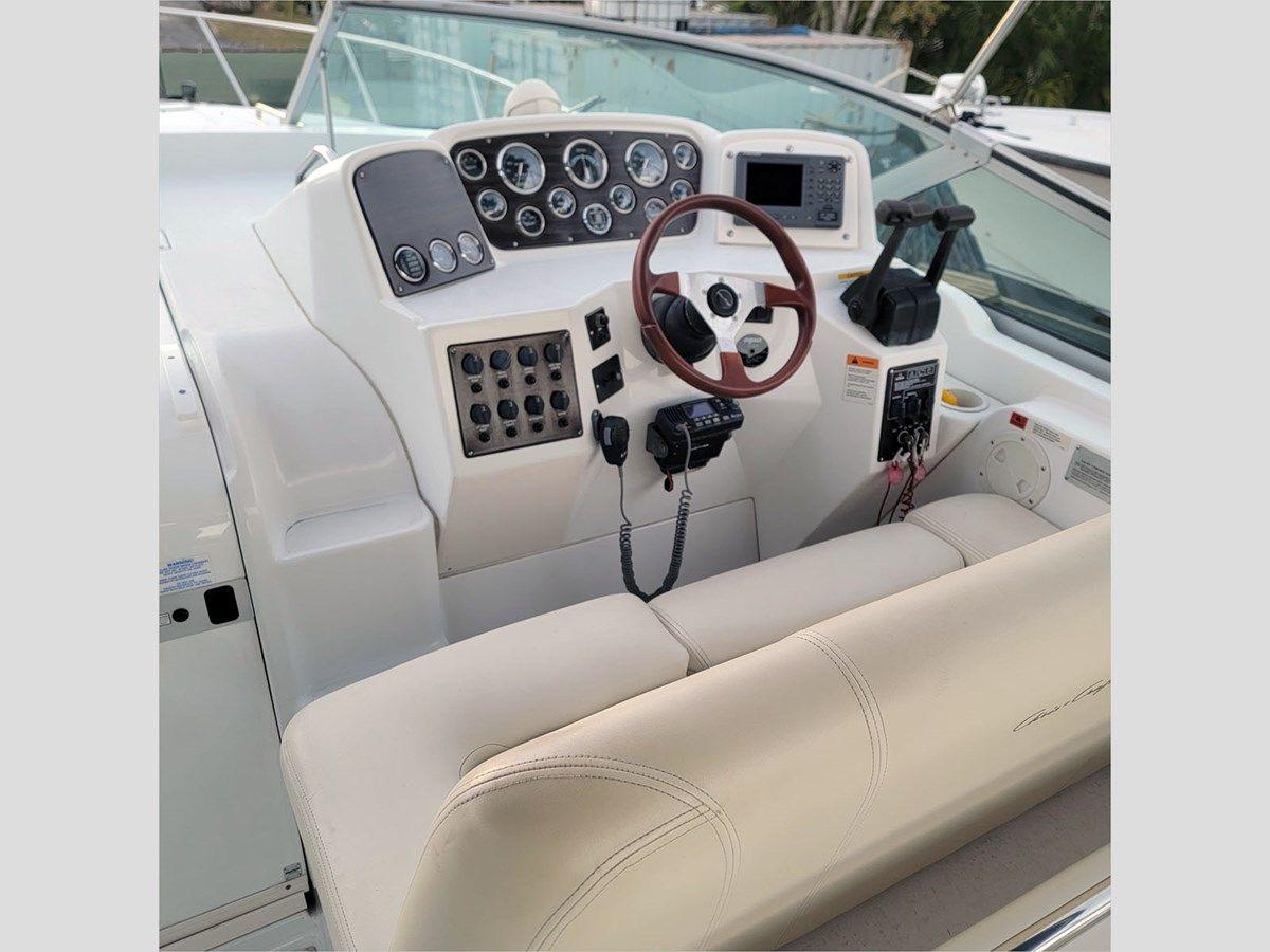 30' Chris Craft 2003 298 Express price