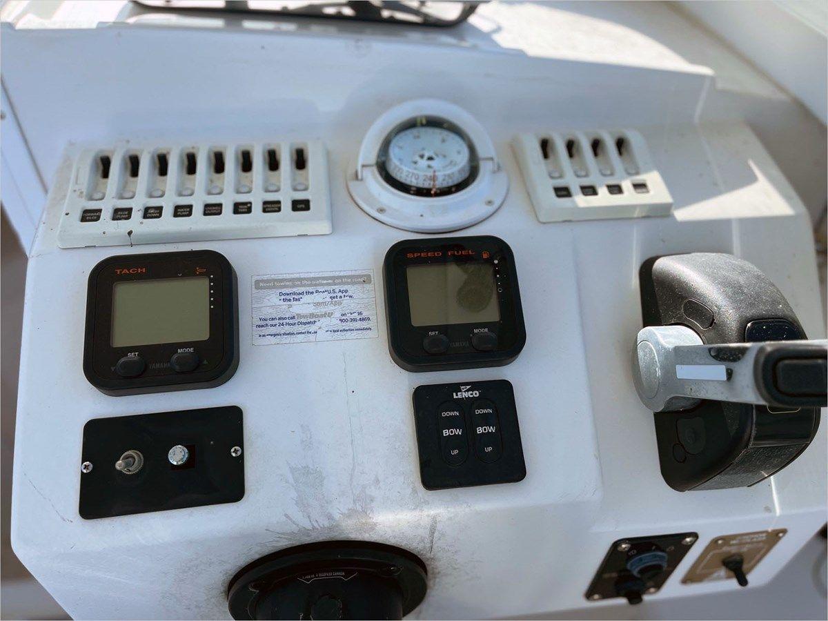 25' Steiger Craft 2012 Miami 255 DV - STEIGER CRAFT yacht sale