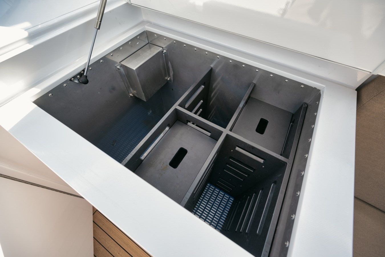 Купить CORAL C - GAMEFISHERMAN