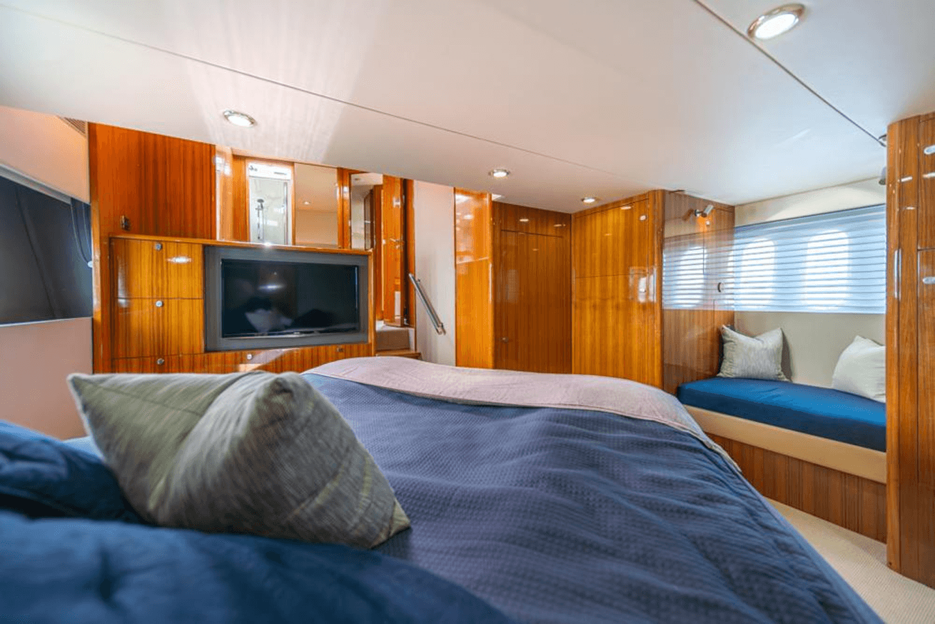 best yacht sales deals Esacpe 2013