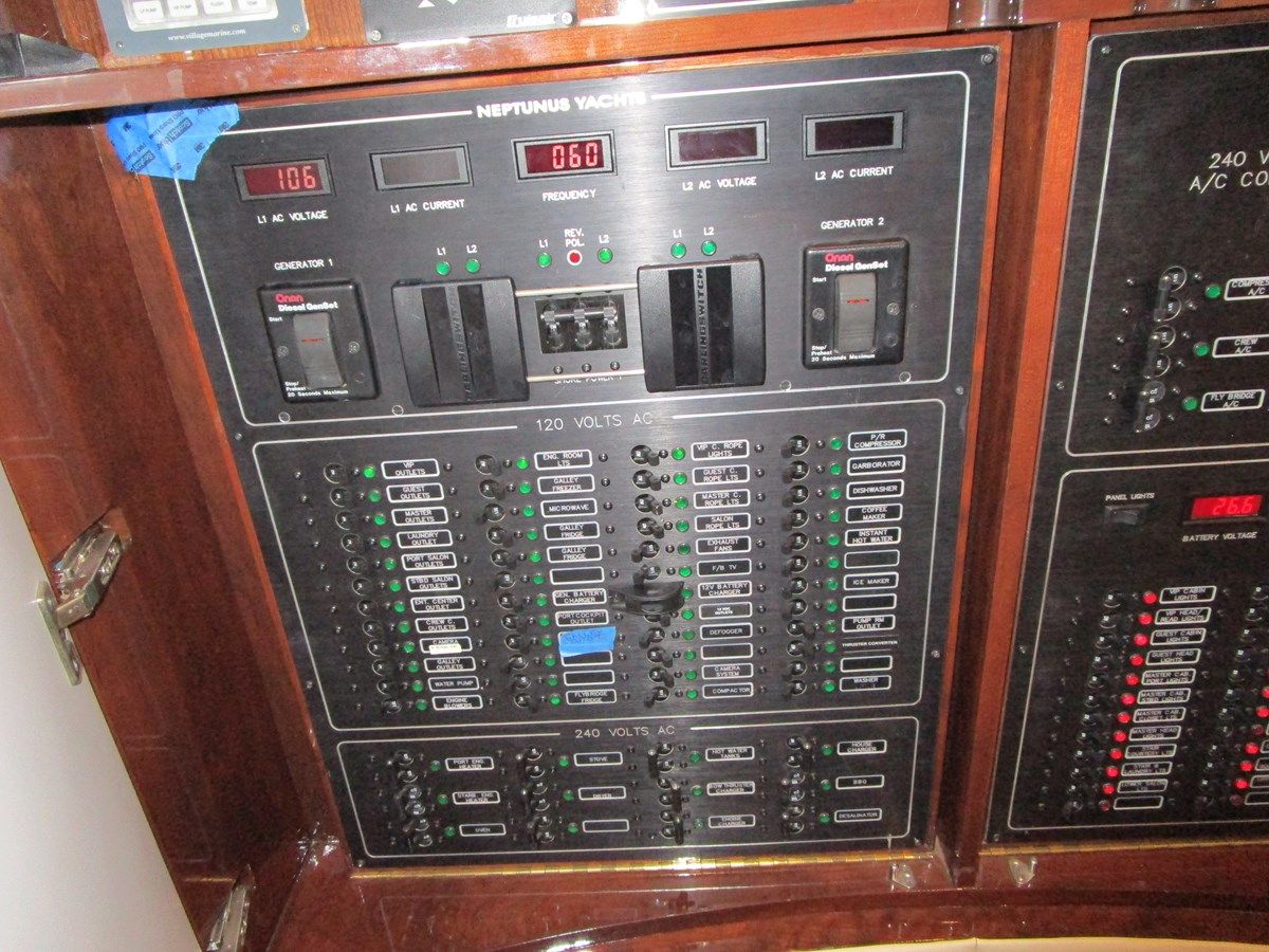 Купить яхту SHORE GIRL 66 в Shestakov Yacht Sales