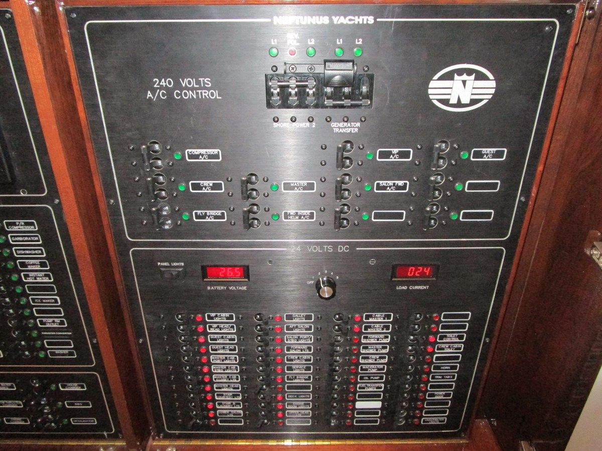 best yacht sales deals SHORE GIRL Enclosed Skylounge