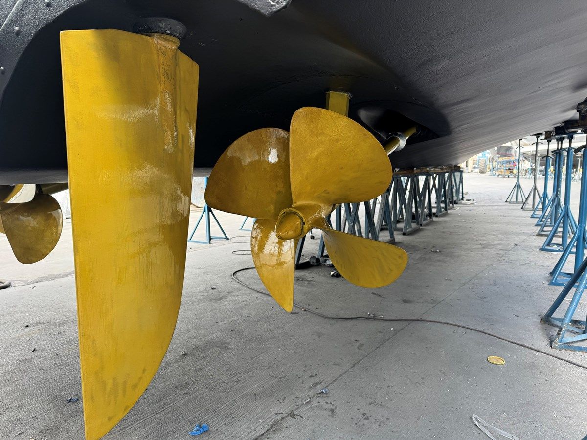 SHORE GIRL - NEPTUNUS price