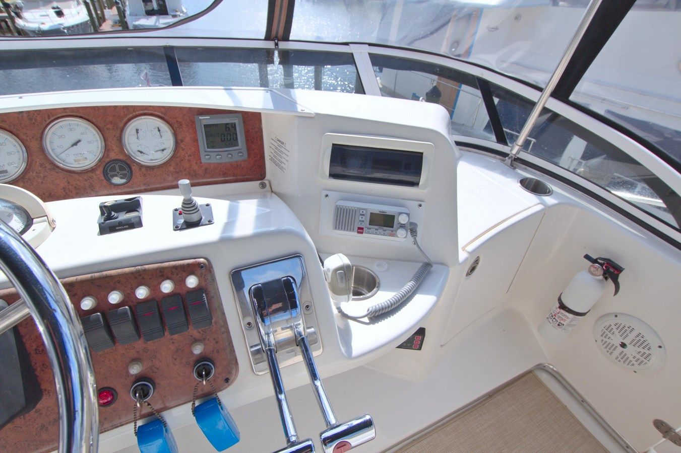 the best price on Bear Foot II (Copy) 39 Motor Yacht