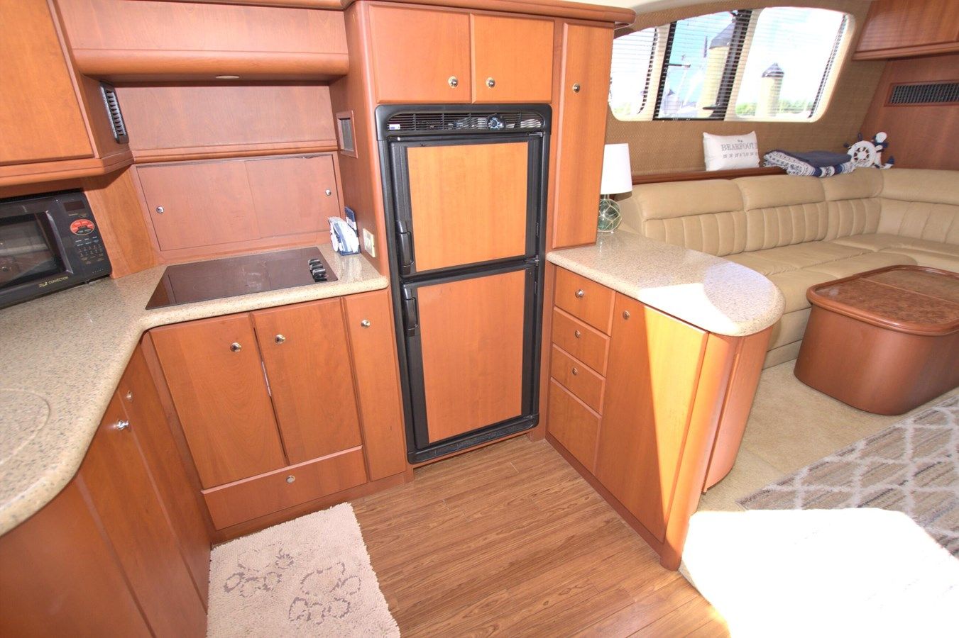 Buy a Bear Foot II (Copy) 39 at Shestakov Yacht Sales