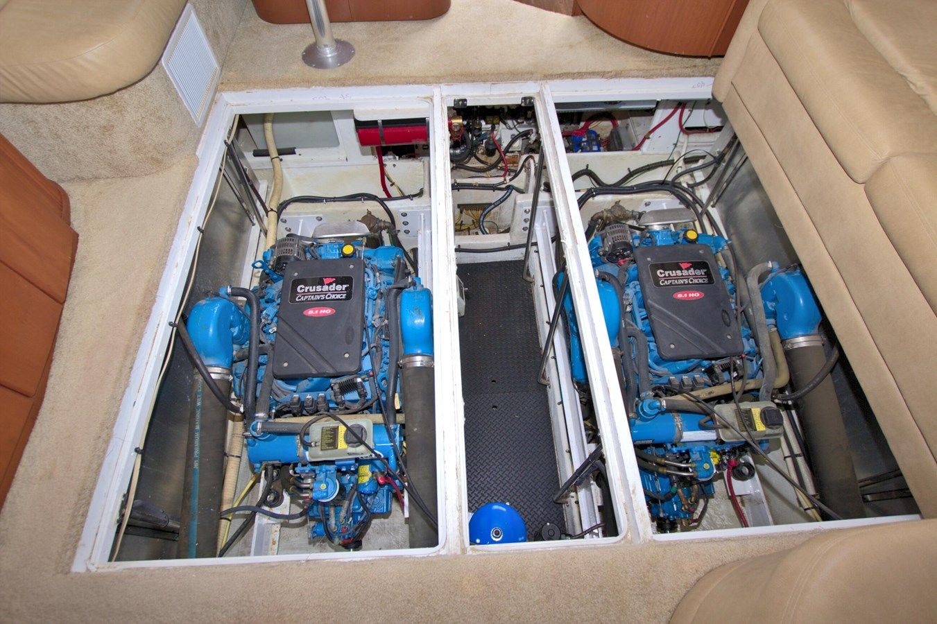 Buy a yacht Bear Foot II (Copy) - Silverton