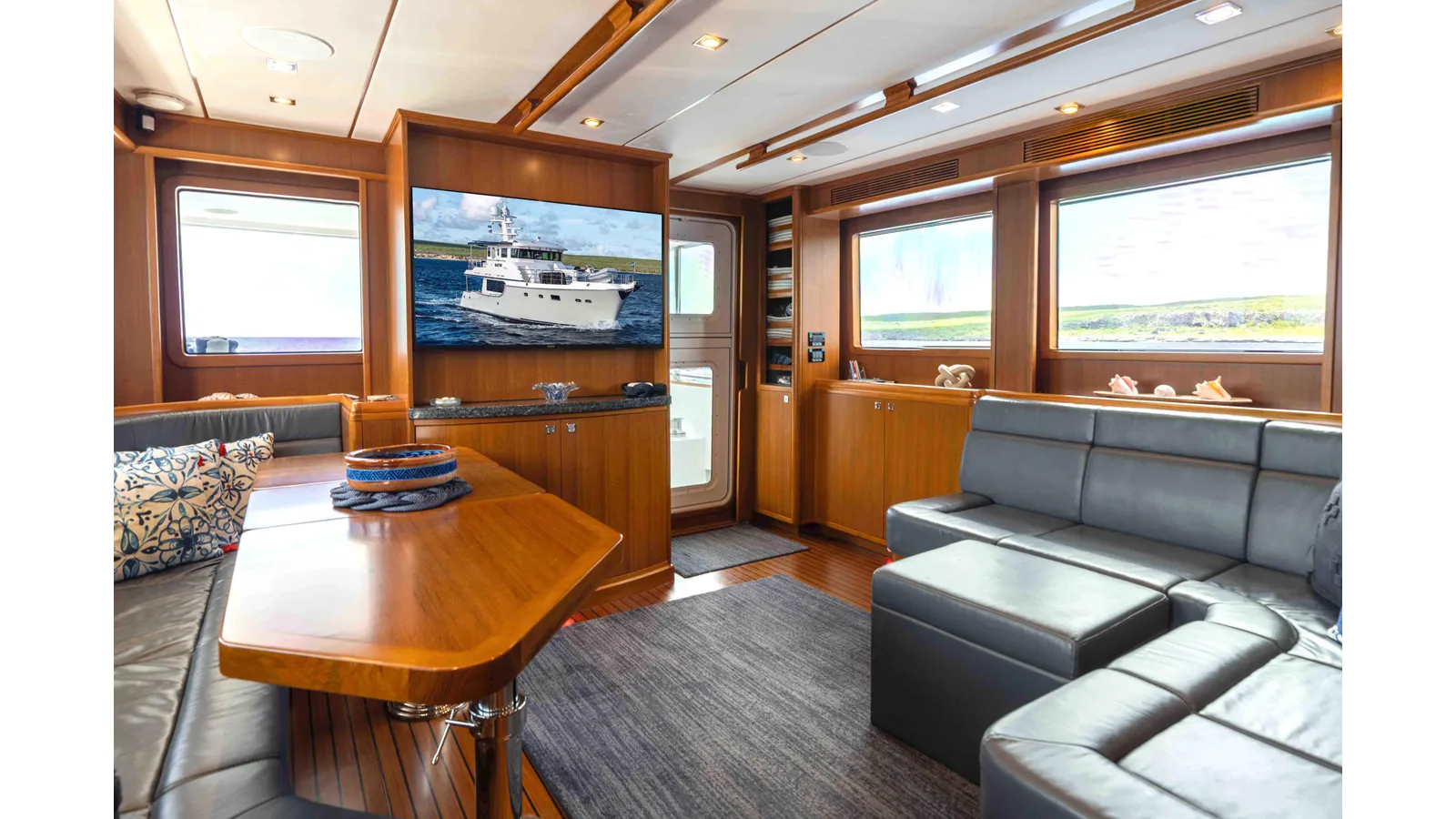 Лучшие предложения покупки яхты Martini N63