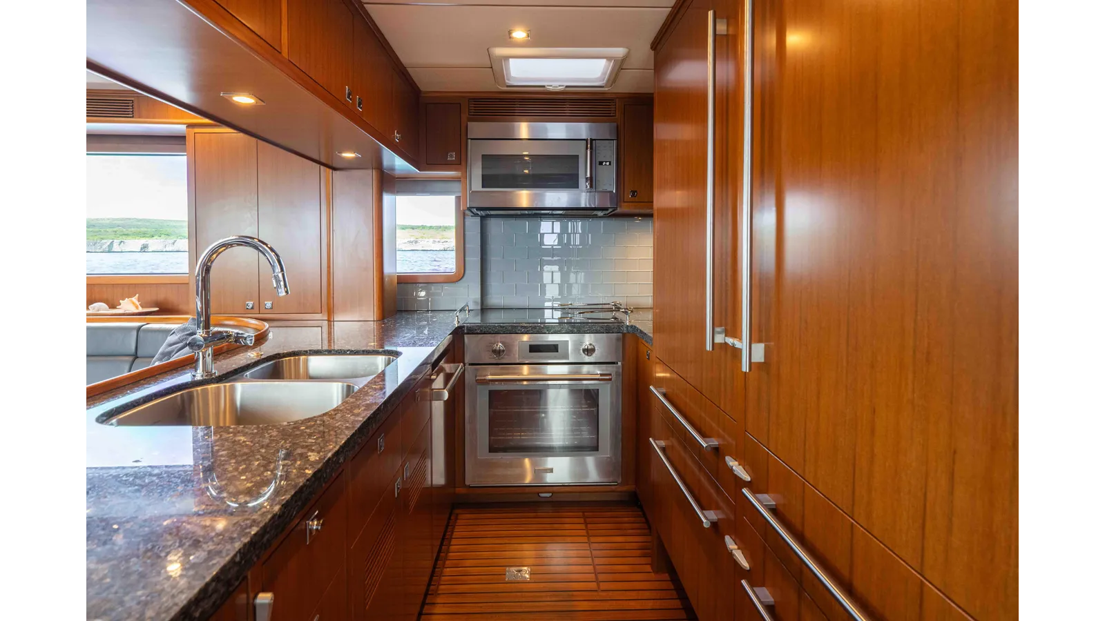 Купить яхту Martini - Nordhavn в Shestakov Yacht Sales