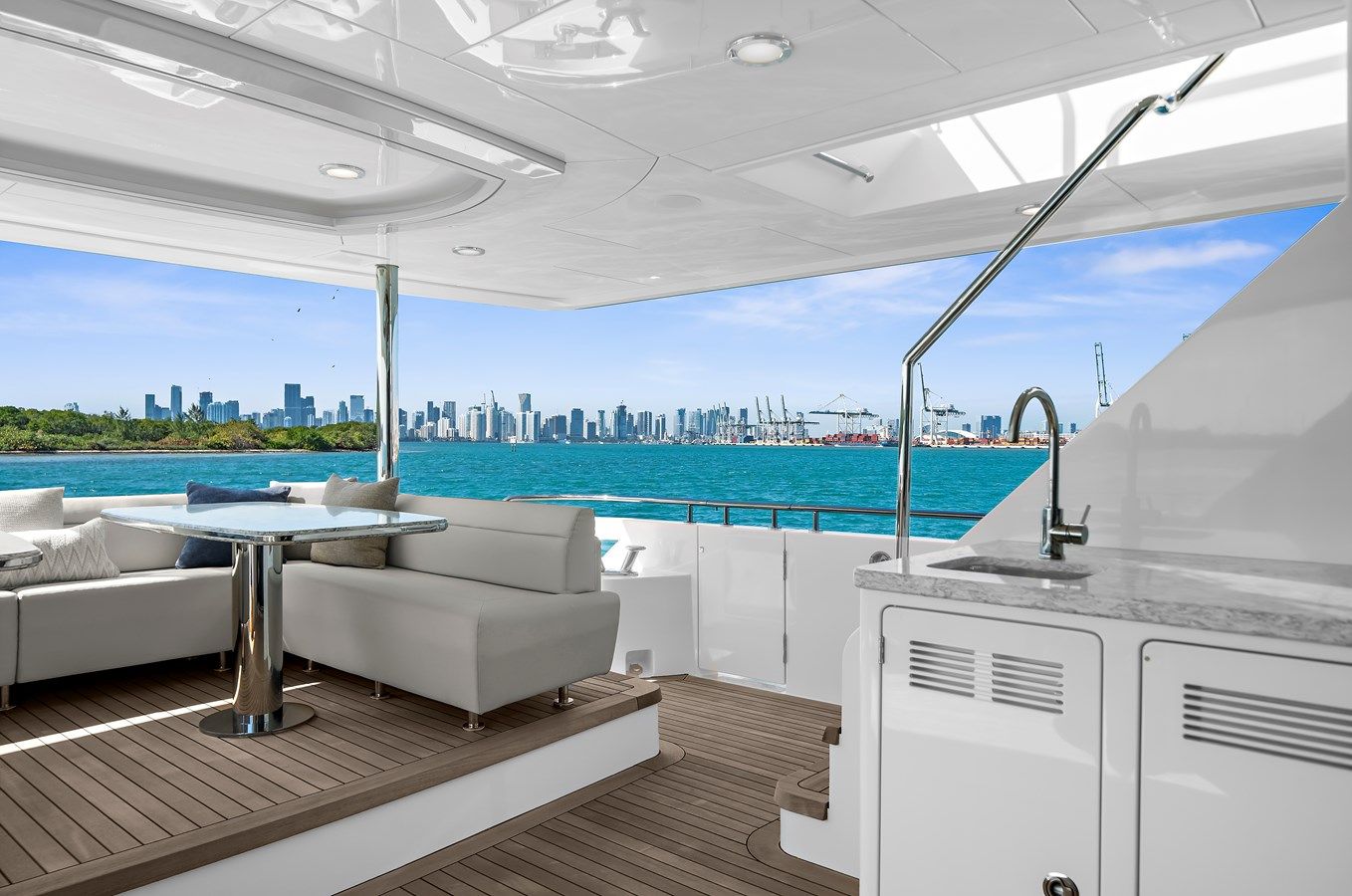 LA-LA-LA - Ocean Alexander price