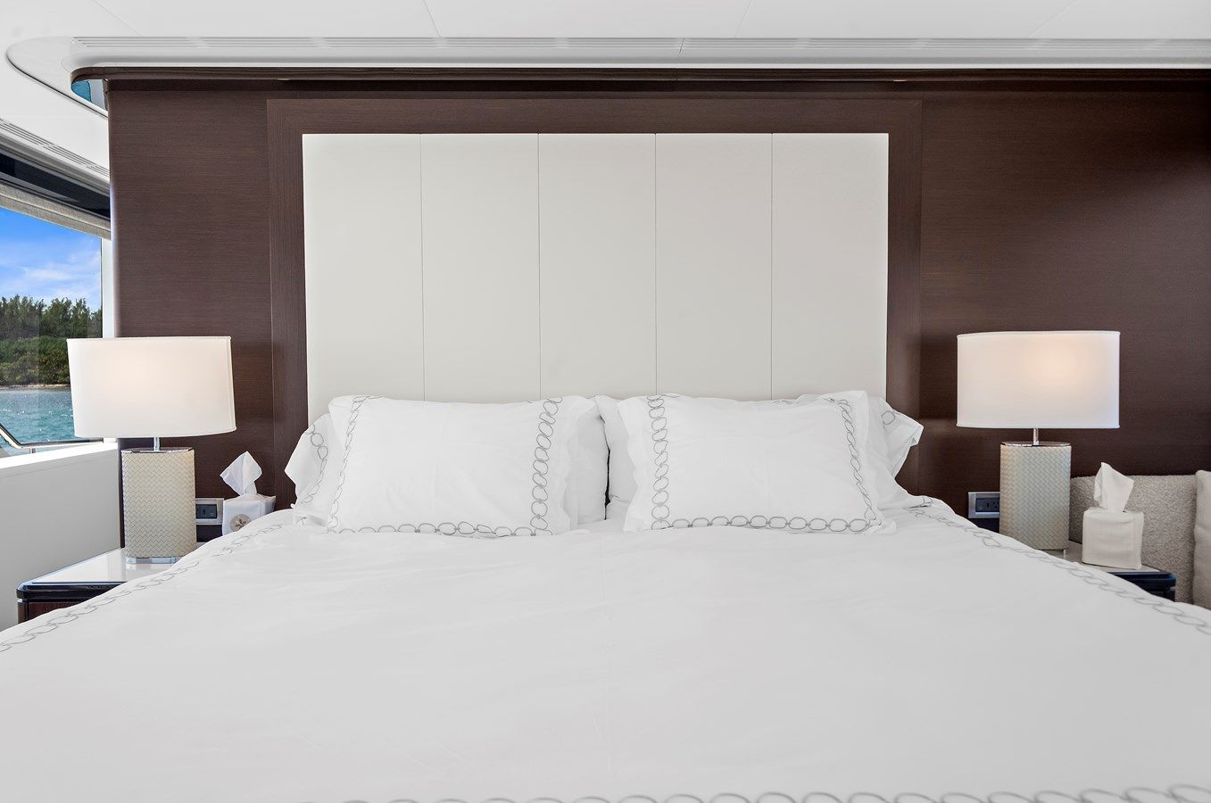 best yacht sales deals LA-LA-LA