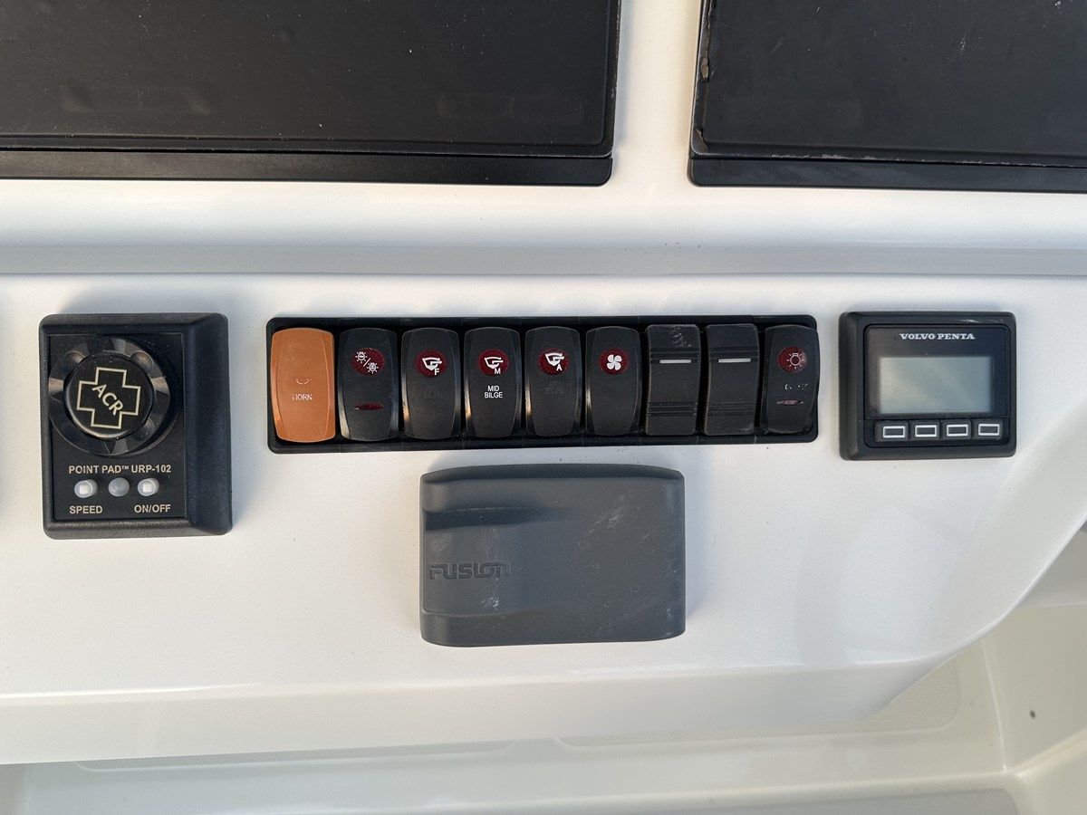 UNNAMED - SABRE yacht sale