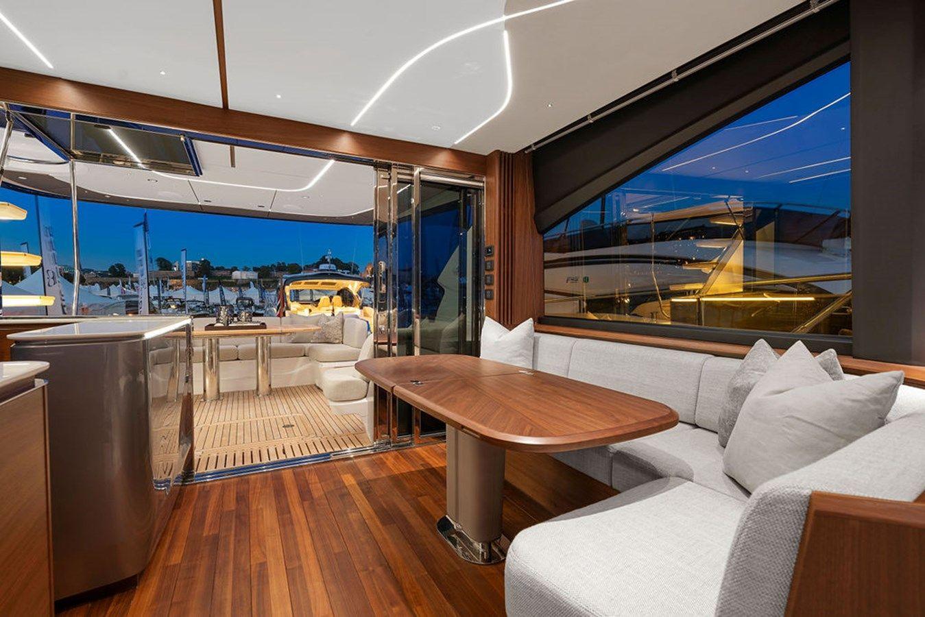 PRINCESS S72 (S72531) 2025