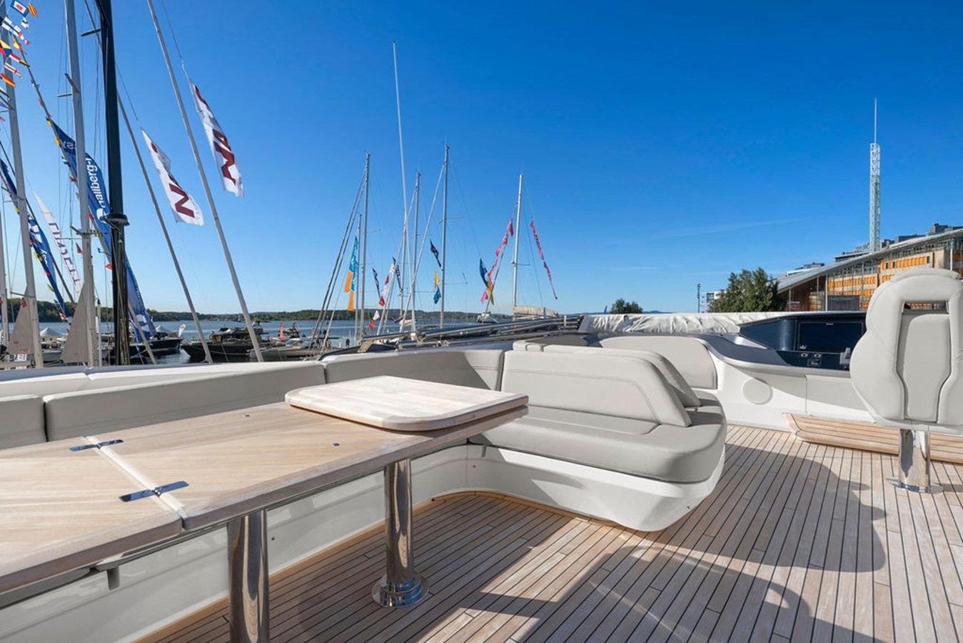 best yacht sales deals PRINCESS S72 (S72531) 75