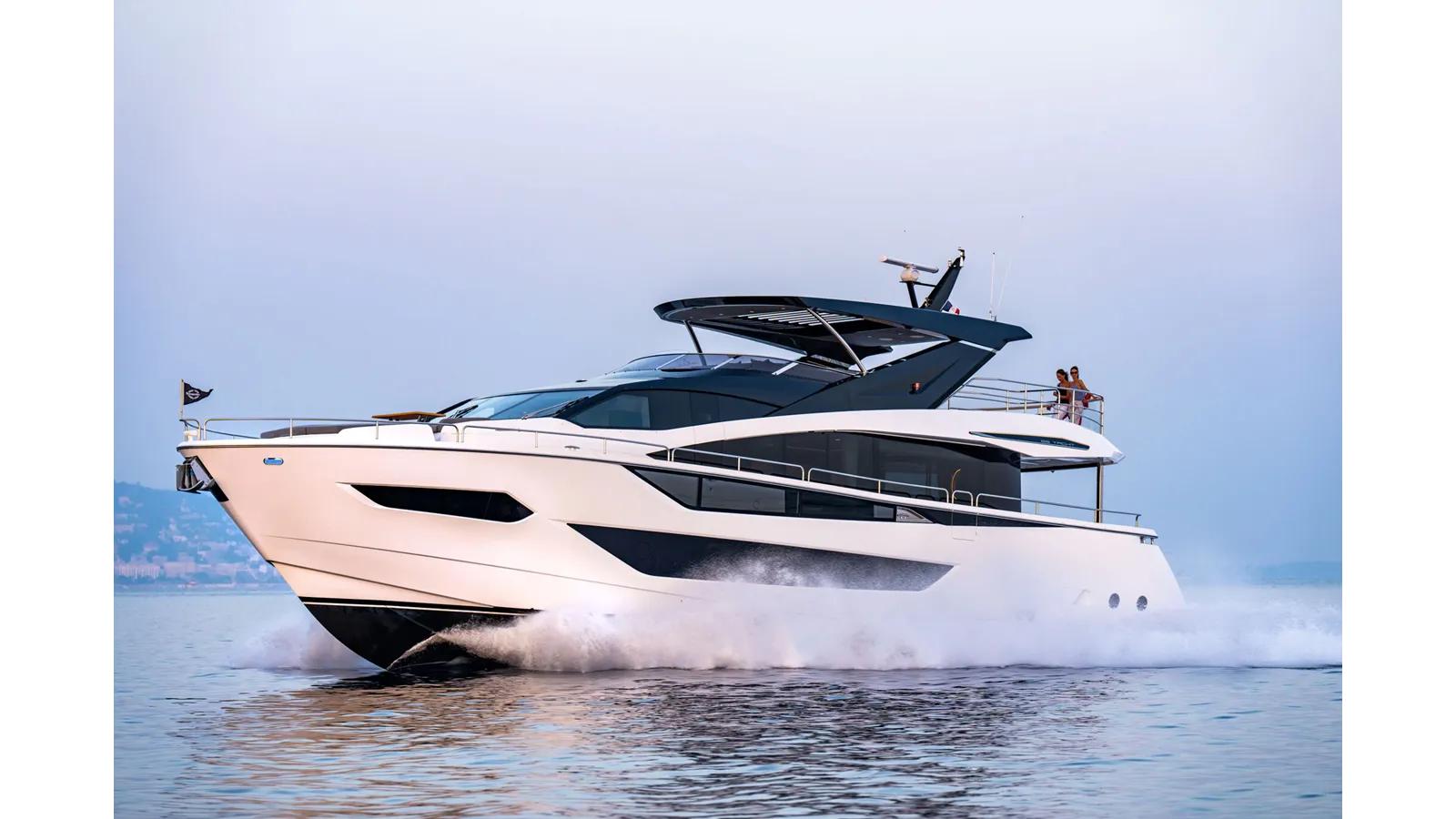 the best price on 88 YACHT