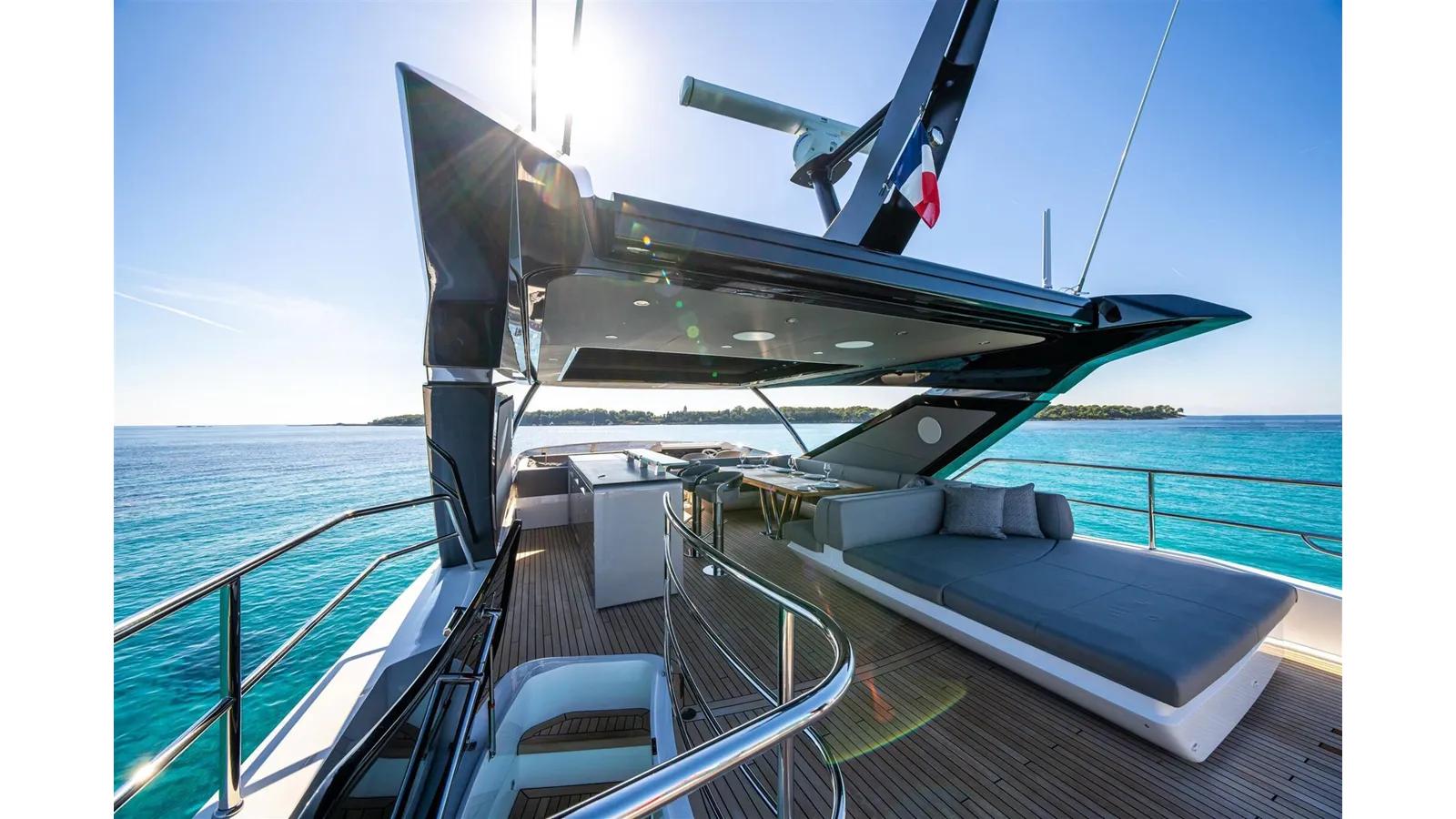 the best price on 88 YACHT 88