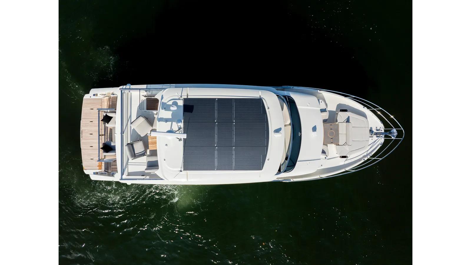 the best price on NAVETTA 62 62