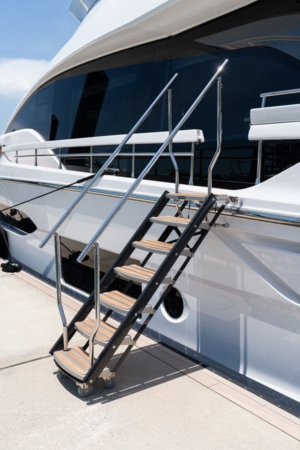 best yacht sales deals Euphoria - Azimut Yachts