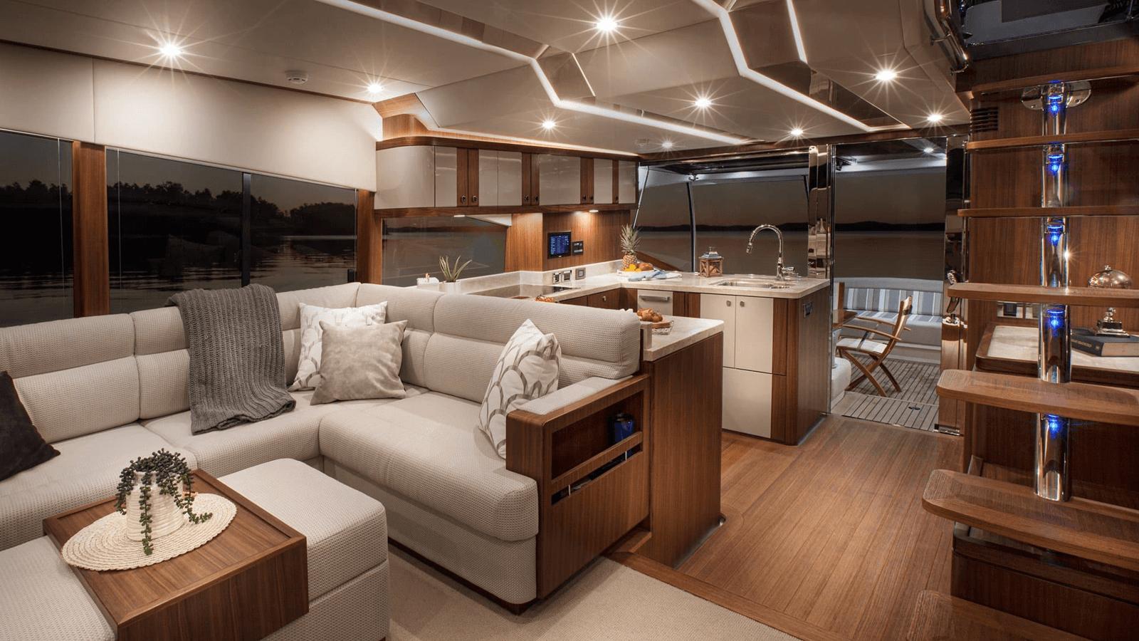 Продажа яхты 66 DAYBRIDGE - BELIZE MOTORYACHT