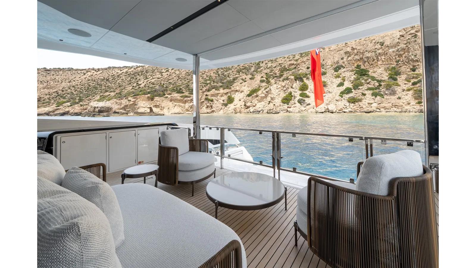 best yacht sales deals 82 OCEAN ENCLOSED 82