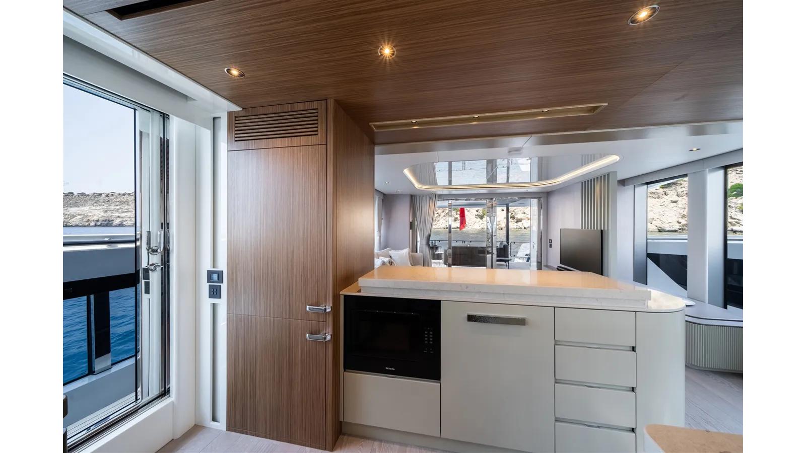 best yacht sales deals 82 OCEAN ENCLOSED 2026