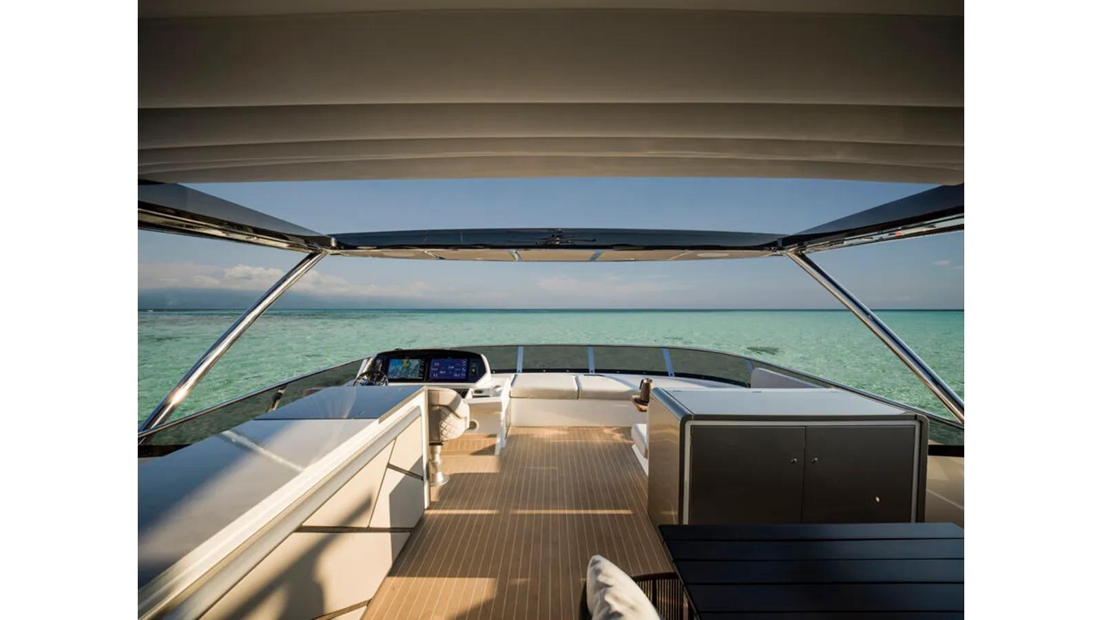 90 OCEAN - Sunseeker yacht sale