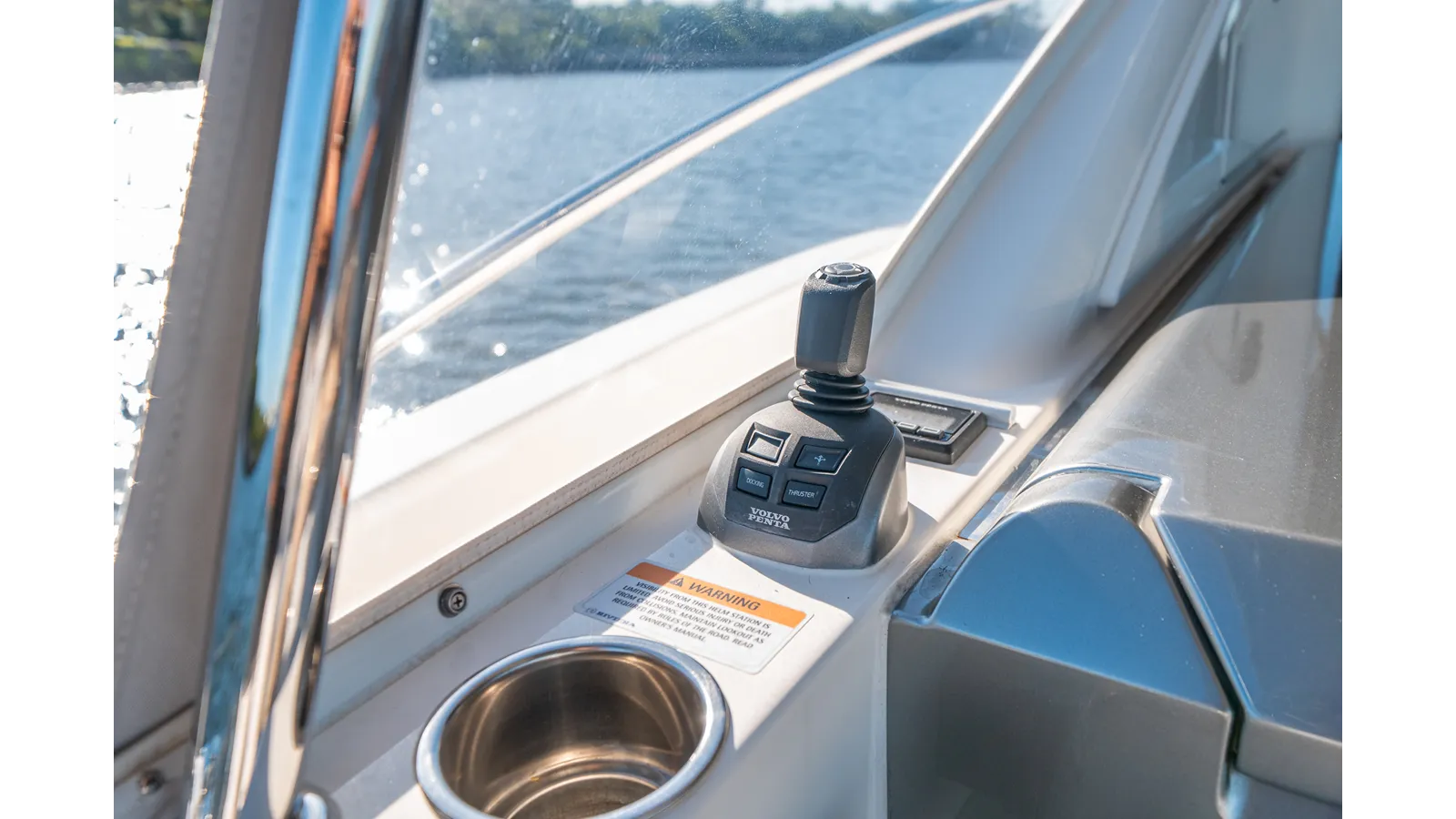 Продажа яхты WATER DOG - Riviera