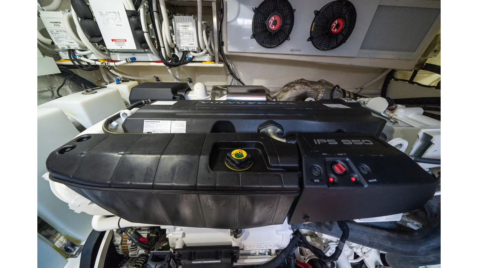 Купить яхту WATER DOG 2024 в Shestakov Yacht Sales