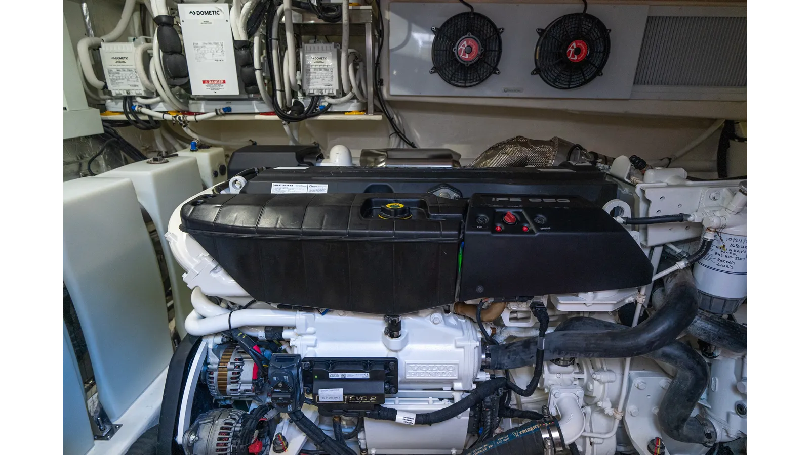 Купить WATER DOG 5400 Sport Yacht