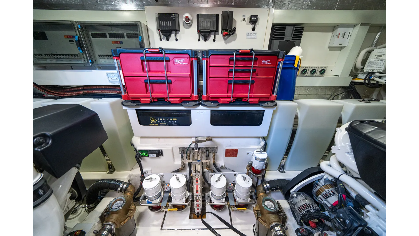 Продажа яхты WATER DOG - Riviera