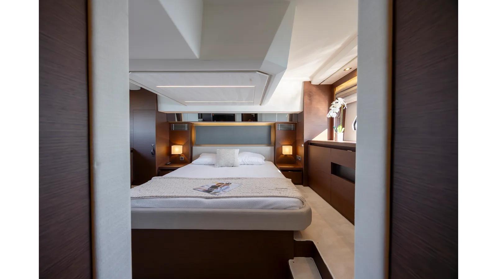 the best price on 460 - PRESTIGE