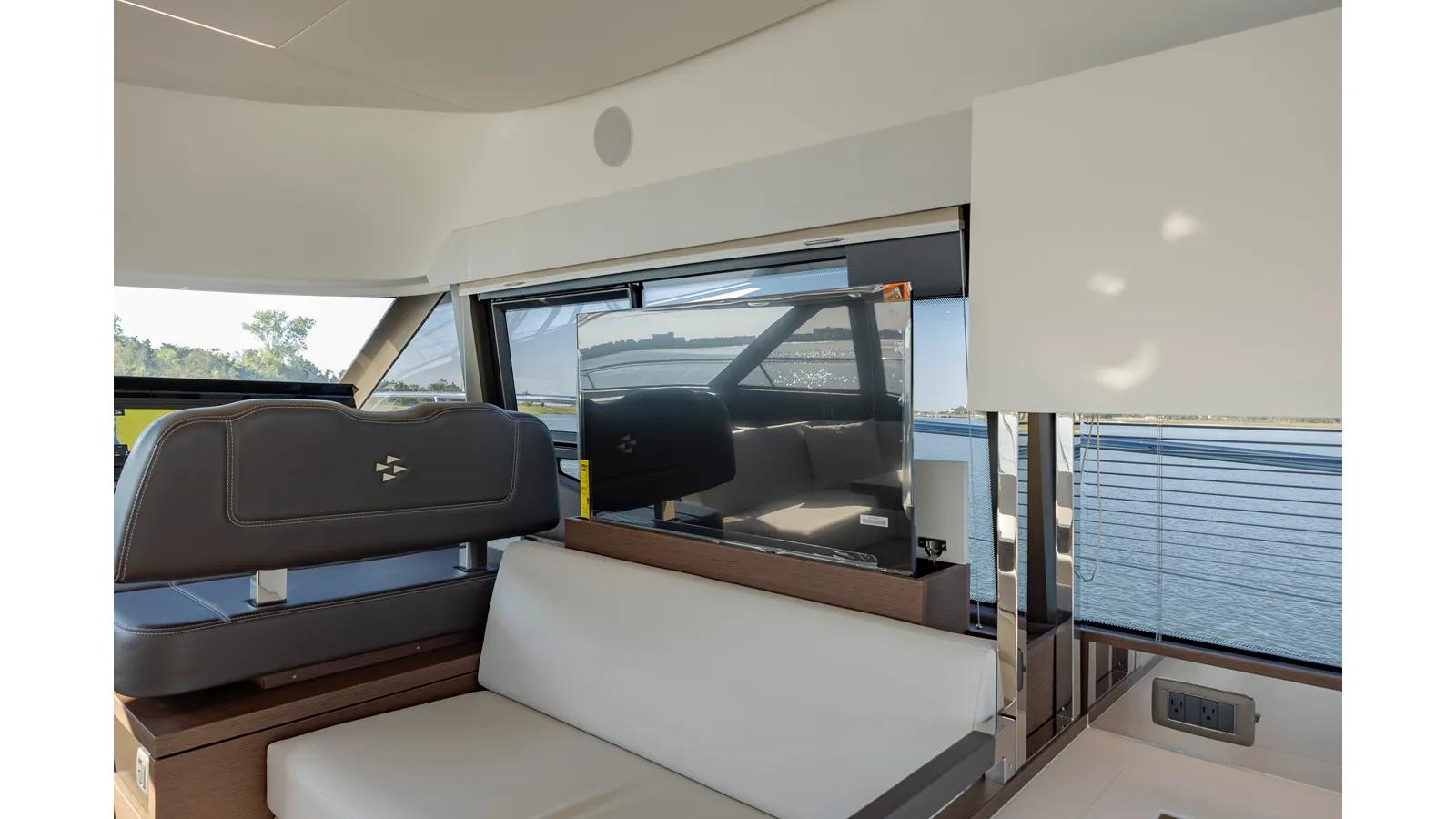 Buy a yacht 460 - PRESTIGE