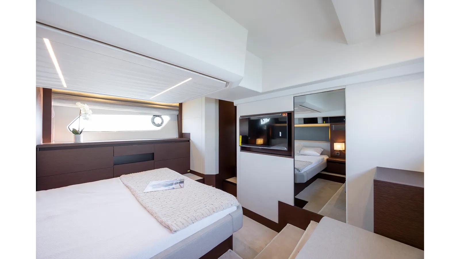 best yacht sales deals 460 - PRESTIGE