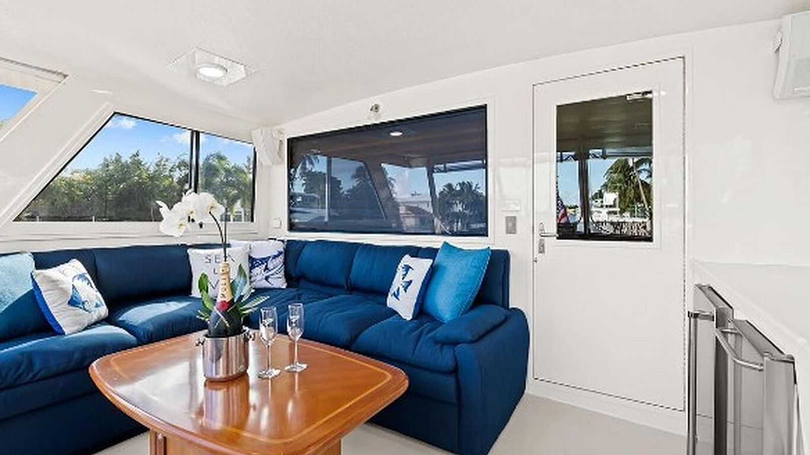 best yacht sales deals TOP GUN 70 Motor Yacht