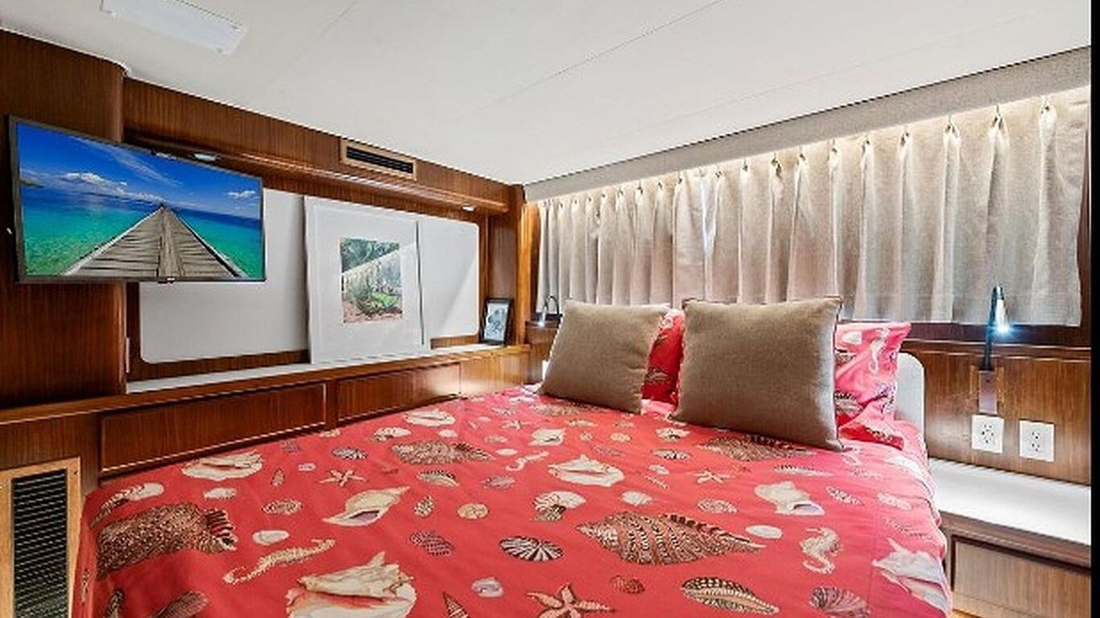 Buy a TOP GUN 70 Motor Yacht at Shestakov Yacht Sales