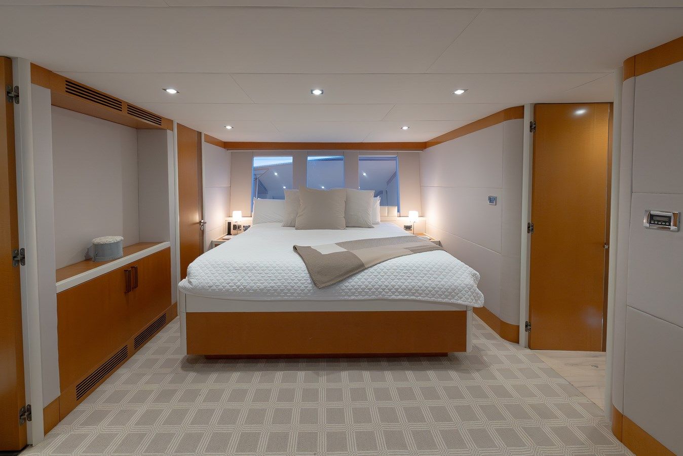 Buy a WHISTLE at Shestakov Yacht Sales