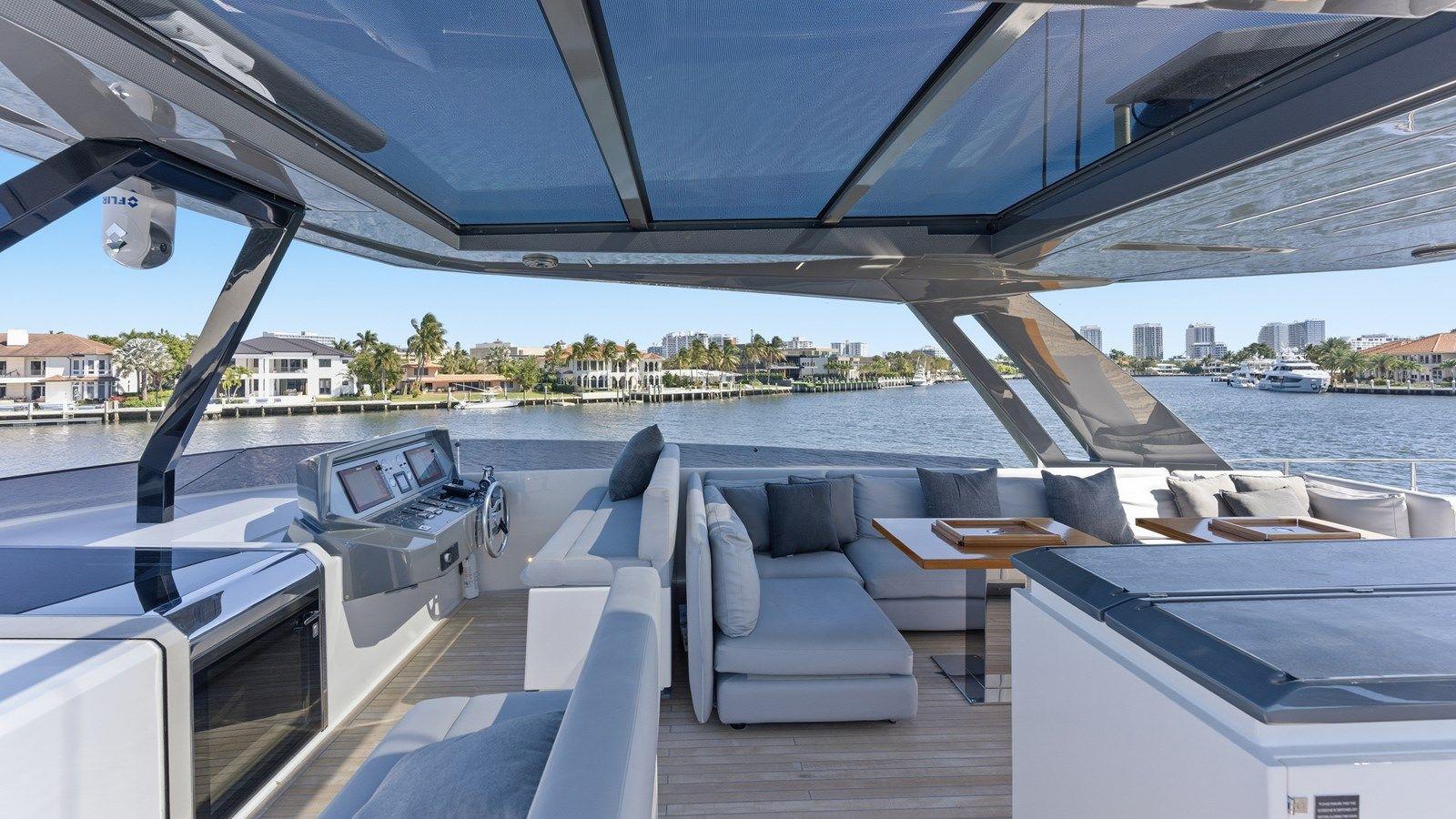 the best price on Date Night - Ferretti Yachts