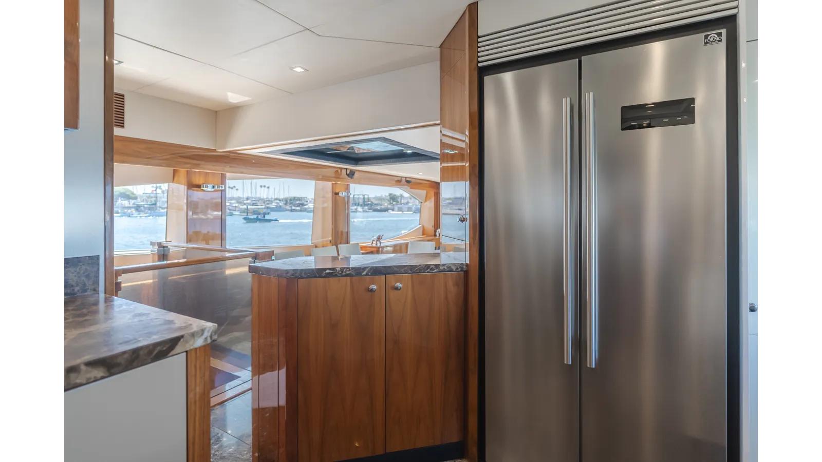 Buy a yacht Indecent Proposal IV 88 Yacht