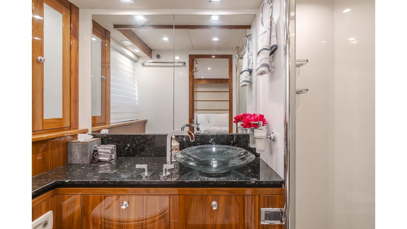 Buy a yacht Indecent Proposal IV 88