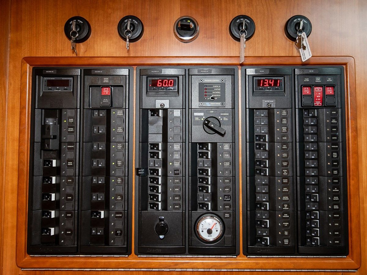 Buy a yacht CI SEA 56