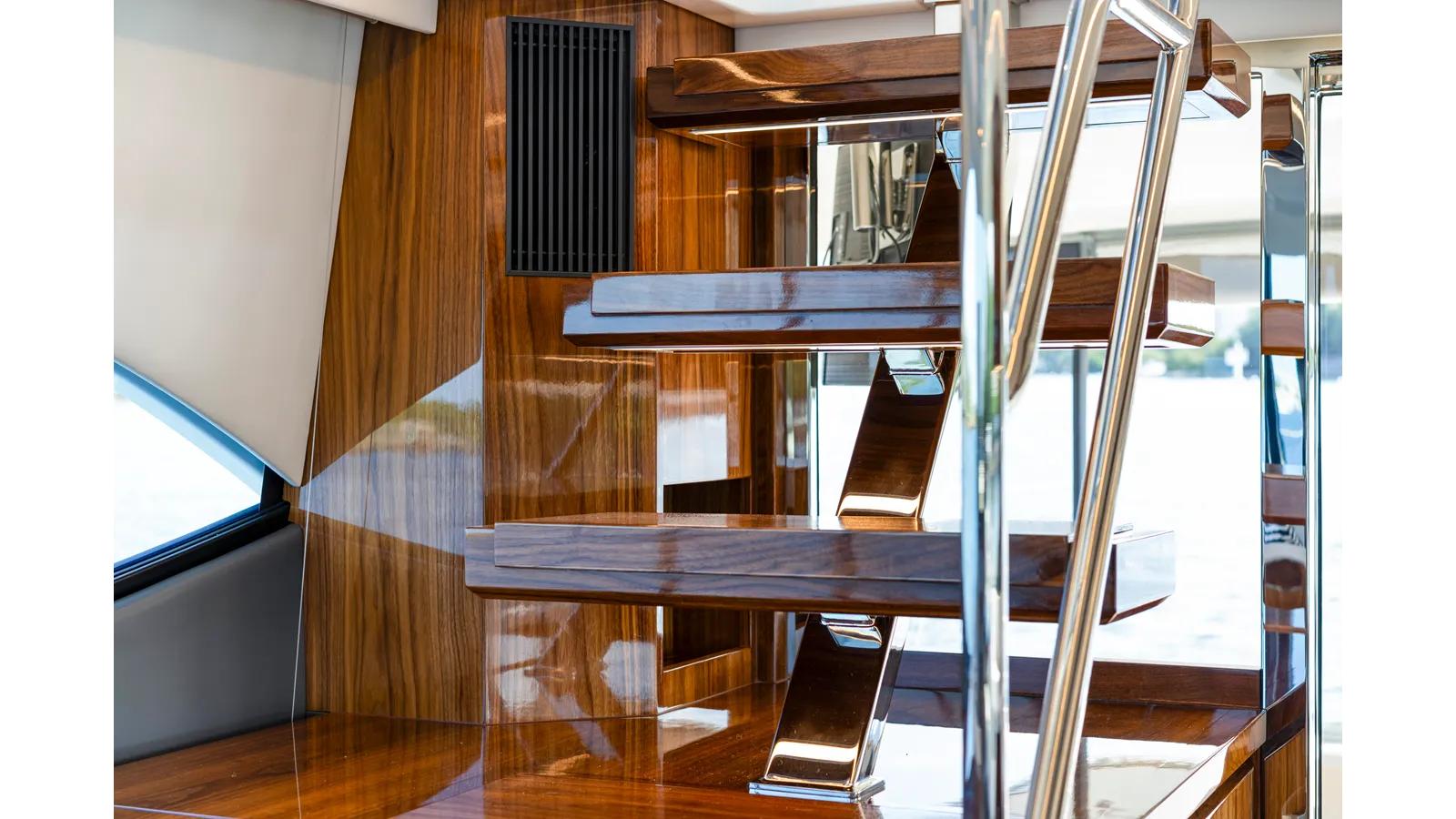 50 SPORTS MOTOR YACHT 50 price