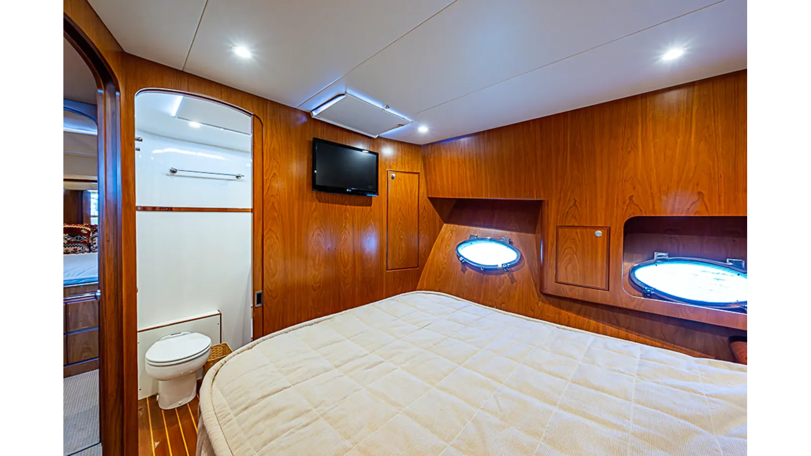 Лучшие предложения покупки яхты UNCORKED 50