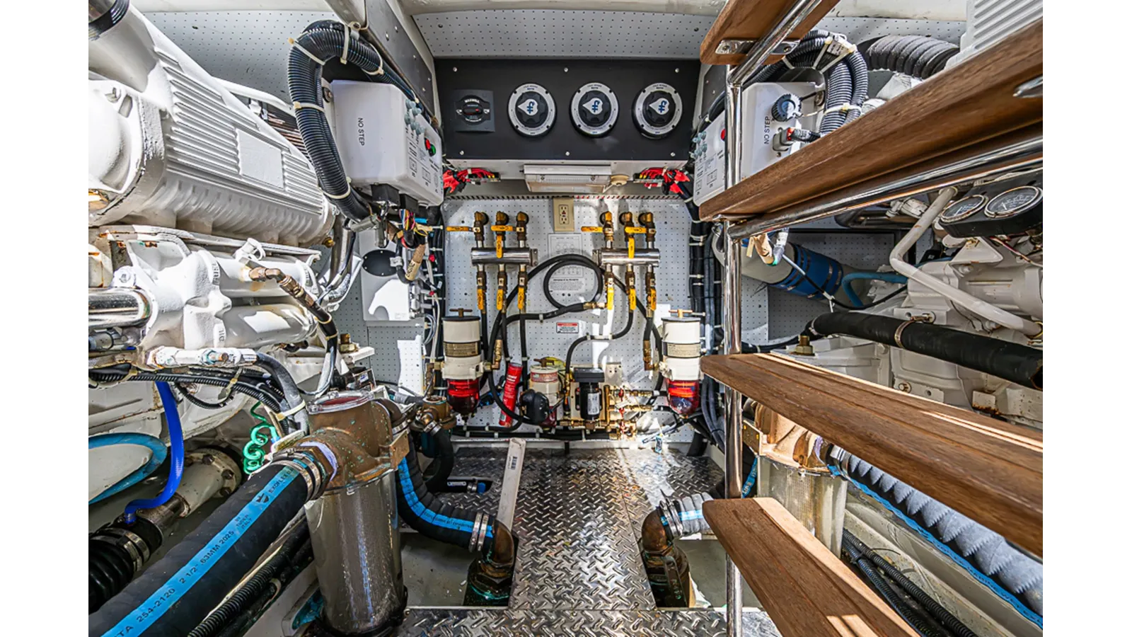 Стоимость яхты UNCORKED 50