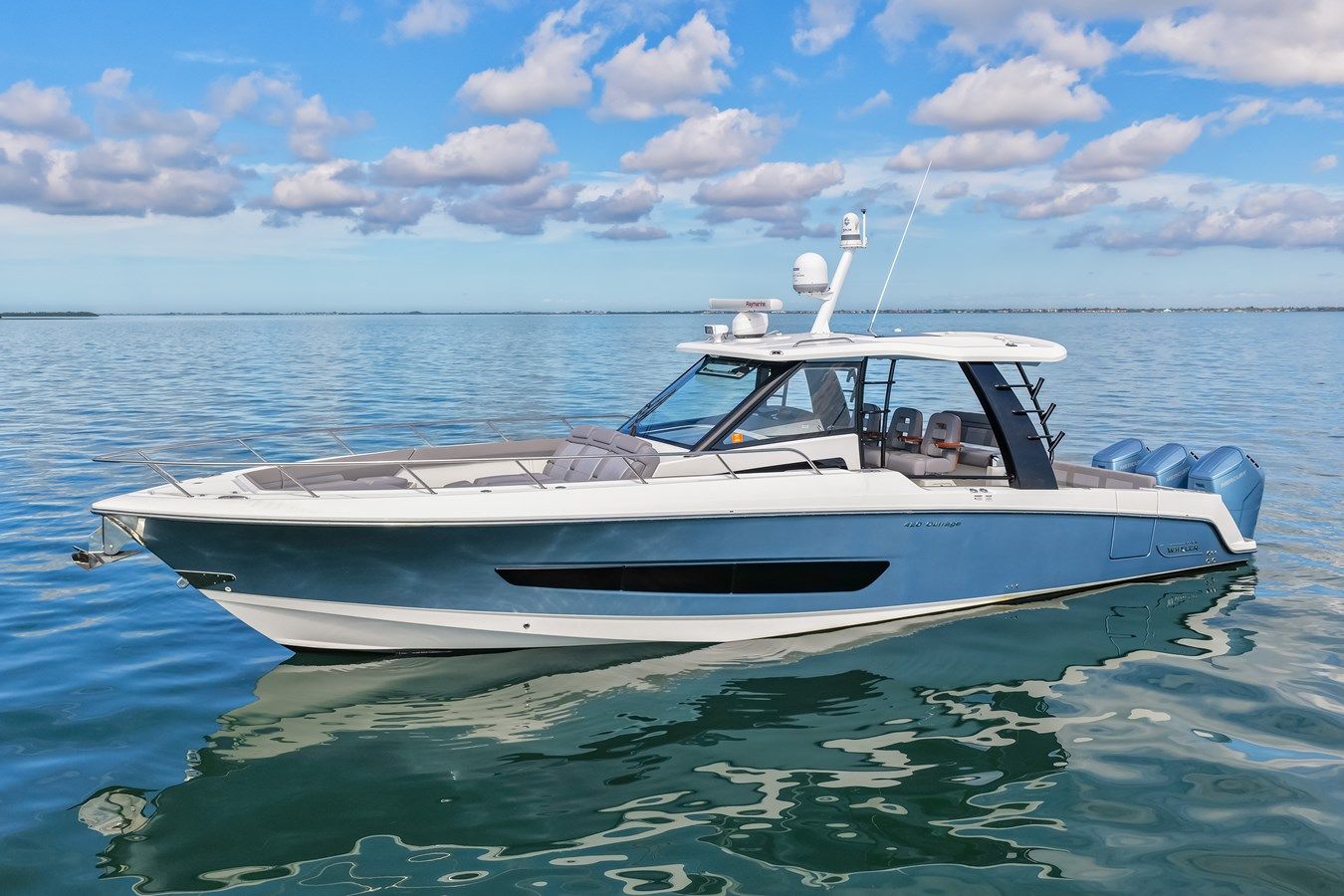na - Boston Whaler yacht sale