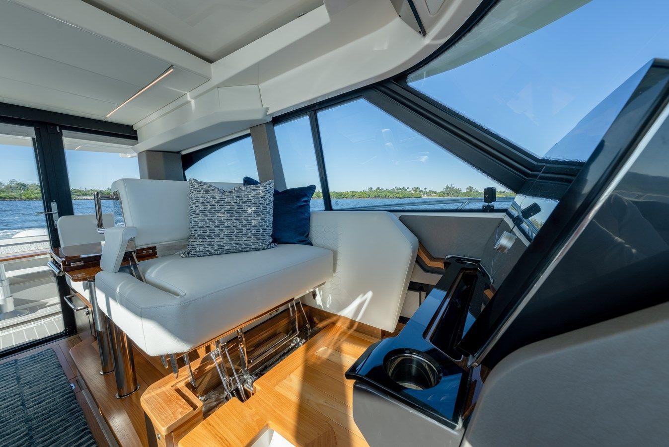 the best price on NEXT LEVEL 43 LE