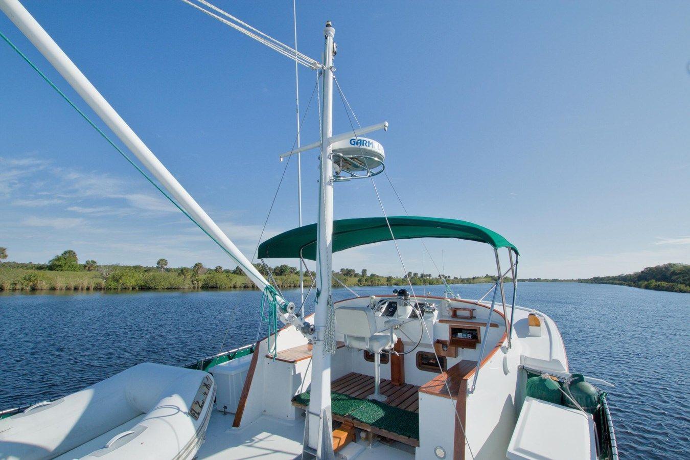 Buy a yacht Legacy 42 Trawler