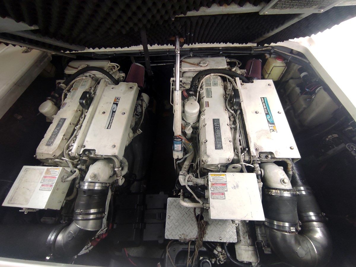 SEA RAY 410 SUNDANCER yacht sale