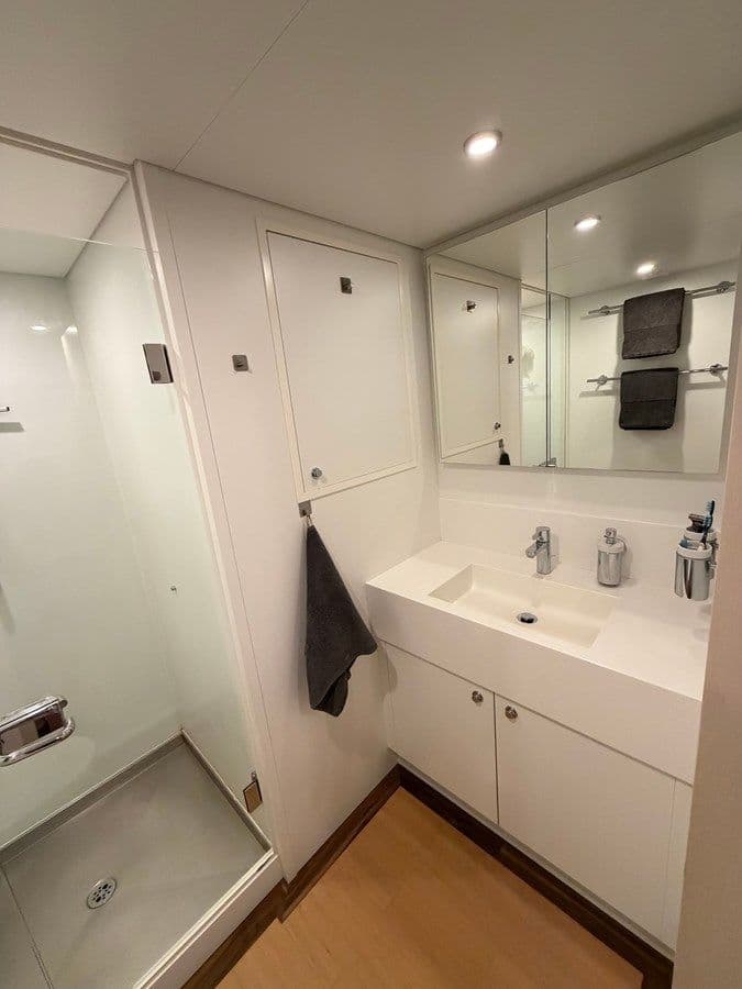 Buy a yacht ROCK.IT 198