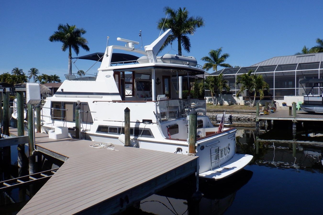 Buy a yacht Zeus 1990